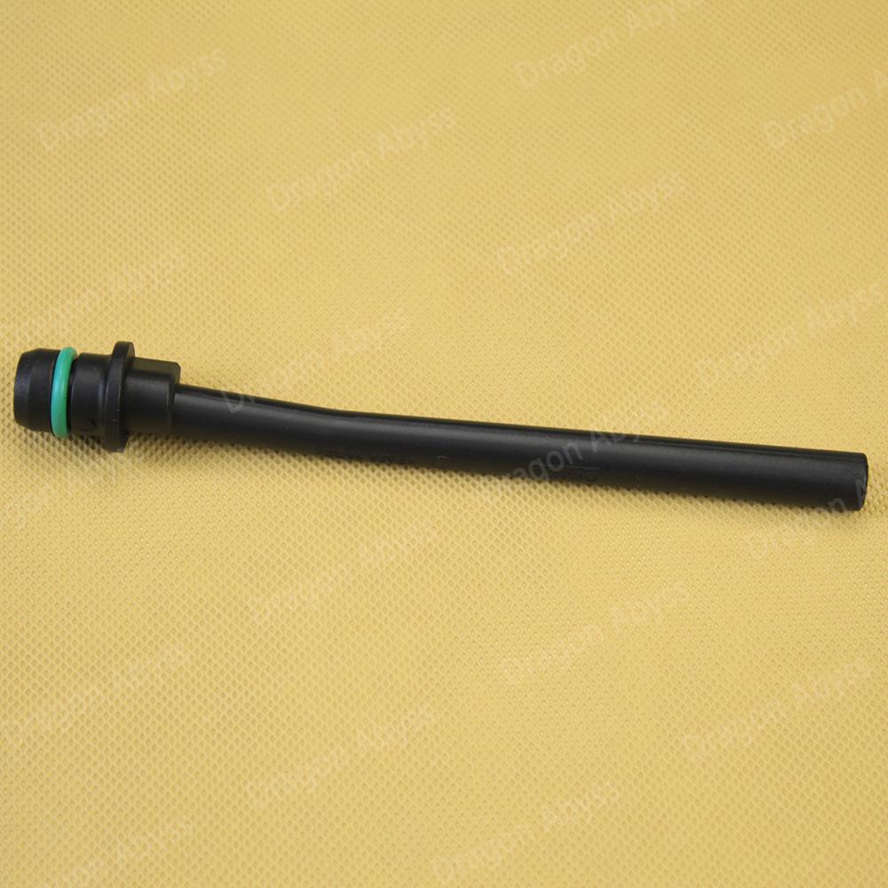 

Land Rover Discovery 4 & Range Rover Sport Crankcase Vent Hose LR013608