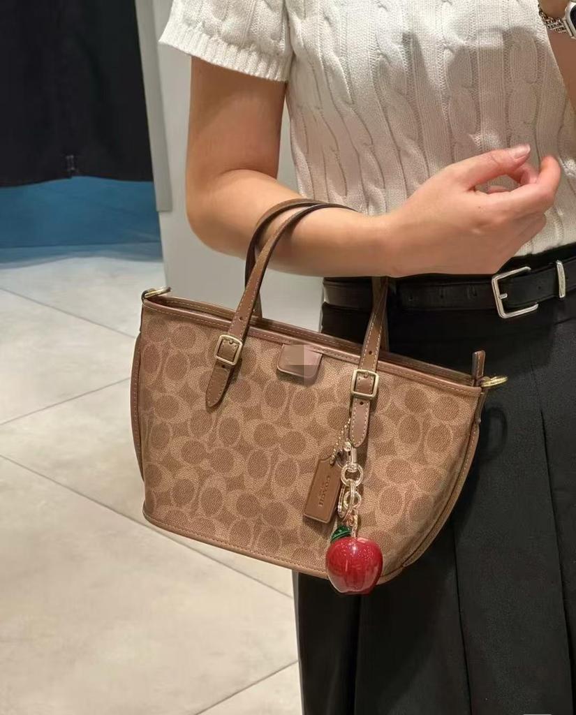 Coach Retro Flower Taxi Tote Handbag - Fashionable Shoulder & Crossbody Basket Bag