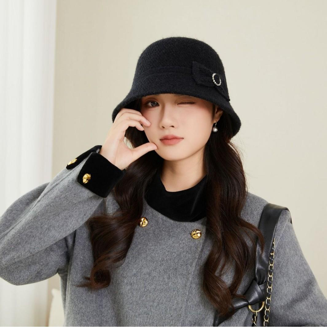 

Утепленная повседневная шерстяная шапка для женщин на осень и зиму, теплая модная шапка для женщин, универсальная новая вязаная шапка one size