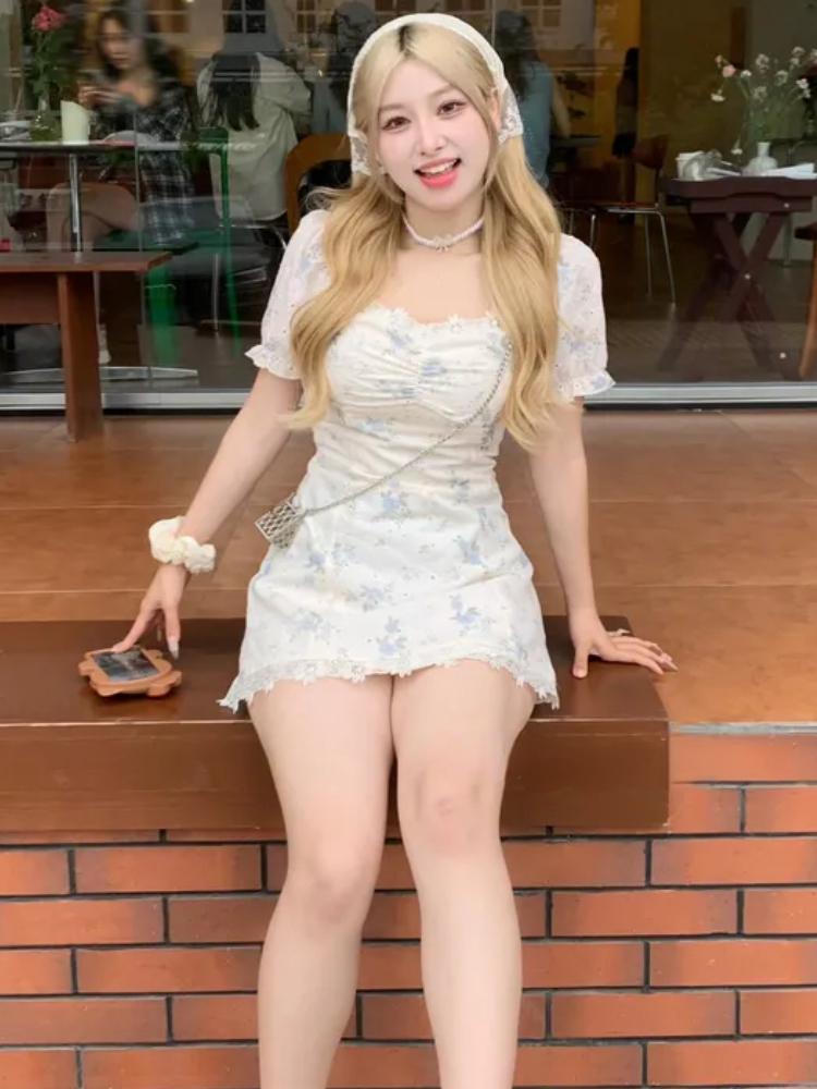 Sommer Fee Floral Mini Kleid Frauen Neue Süße Elegante Designer Kleidung Weiblichen Koreanischen Hohe Taille Solide Y2k Quadrat Kragen Kleid