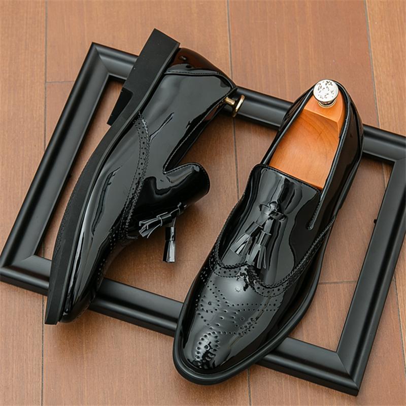 Gold Black Tassels Patent Leather Casual Shoes for Men  Luxury Designer Male Formal Wedding Dress Loafers Homecoming Footwear