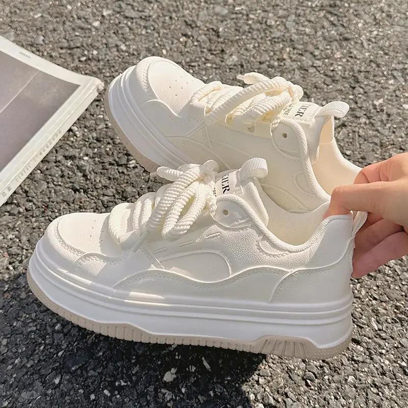 Fashion Thick Soled White Shoes for Women 2025 New Autumn Breathable Dress Casual Sports Lightweight Versatile Board Shoes