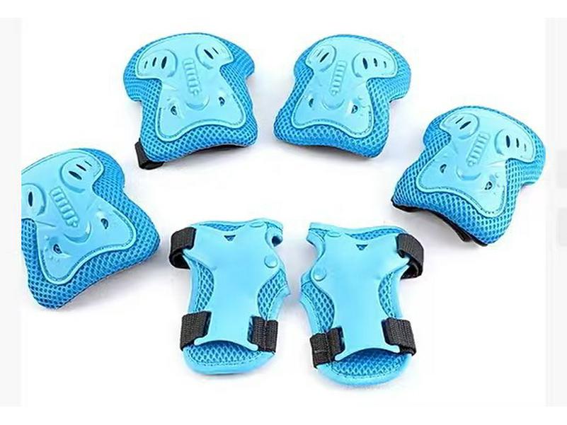 

Детский комплект защитной экипировки «Бабочка»: Шлем и защита для катания на роликах, скейтборде, велосипеде, коньках, катания на роликовых коньках, катания на беговеле синий