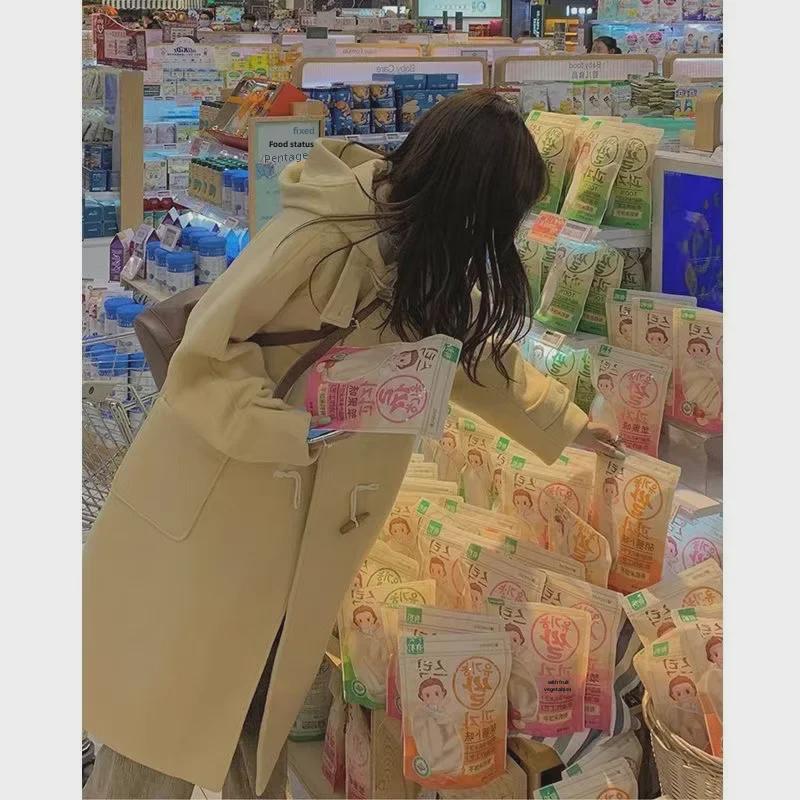 2023 Women's Mid-Length Hooded Wool Coat with Horn Buttons - Trendy Autumn/Winter Fashion