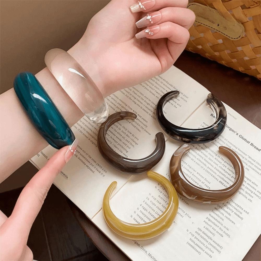 Curved Irregular Wide Bracelet Smudging Retro Hand Ring Simple Acrylic Open Bangle  Decoration