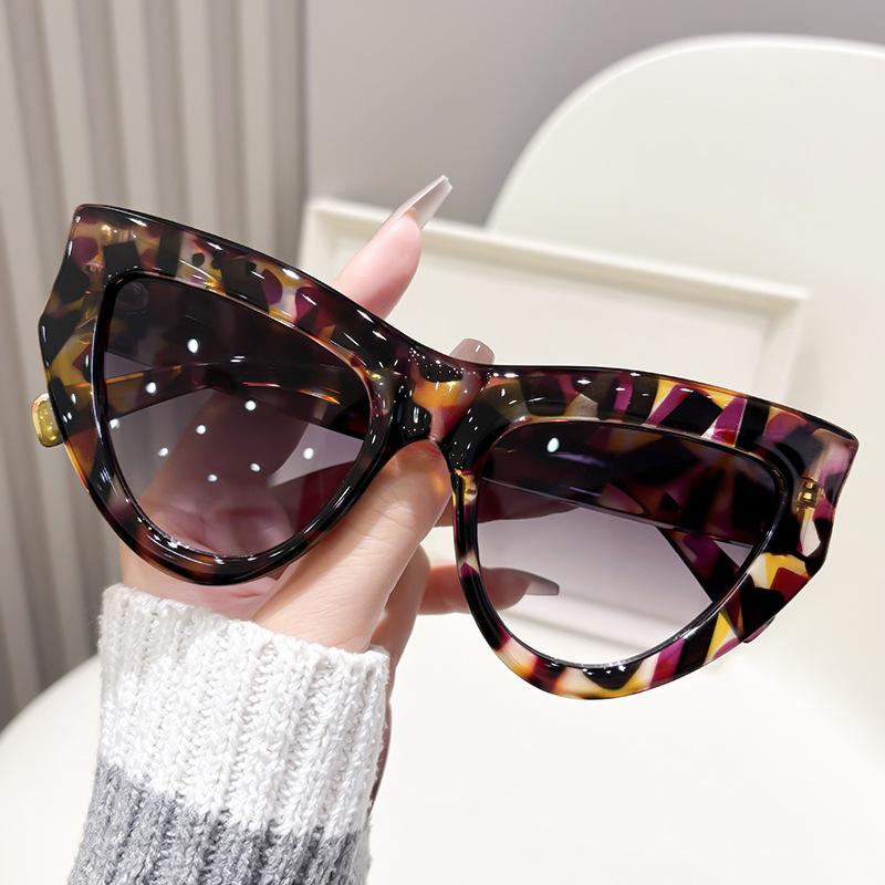 Retro Splicing Contrasting Color Cat Eye Sunglasses Fashion Plain Sunglasses Large Frame Decoration