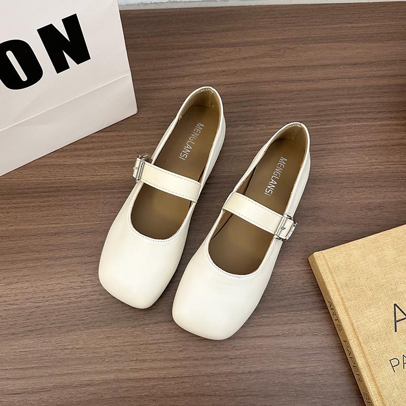 

2025 spring and autumn new French Mary Jane single shoes women s Korean version square head one pedal shallow mouth flat bottom Doudou women s shoes 40