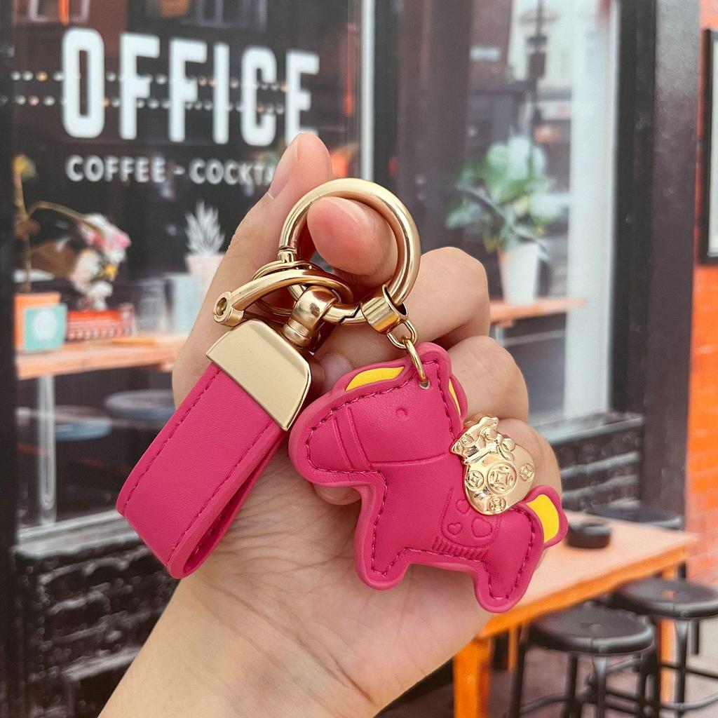 Portachiavi in Pelle con Ciondolo Pony Cartone Animato: Braccialetto della Ricchezza Immediata per Coppie, Accessorio per Auto e Borsa