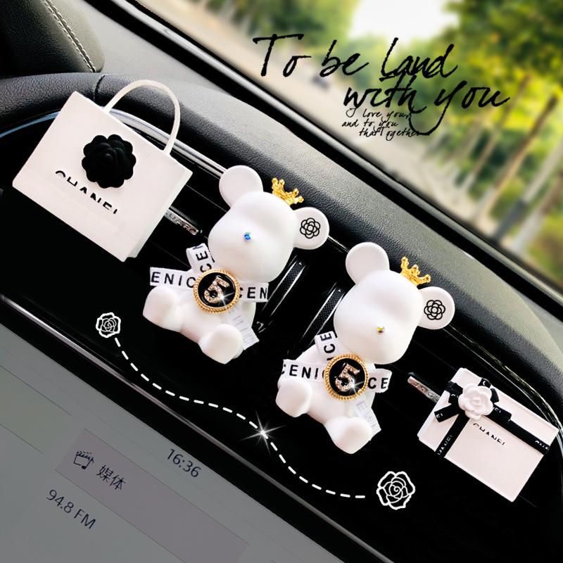 

Car Perfume Ornament Gypsum Flower Bear Air Outlet Aromatherapy Fragrance Auto Decoration Accessories Interior For Girl