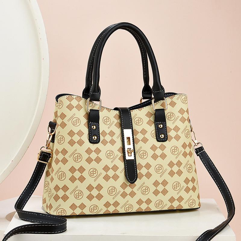 Stylish Pu Leather Handbag For Women With Chic Colors Perfect For Daily Commute бежевый