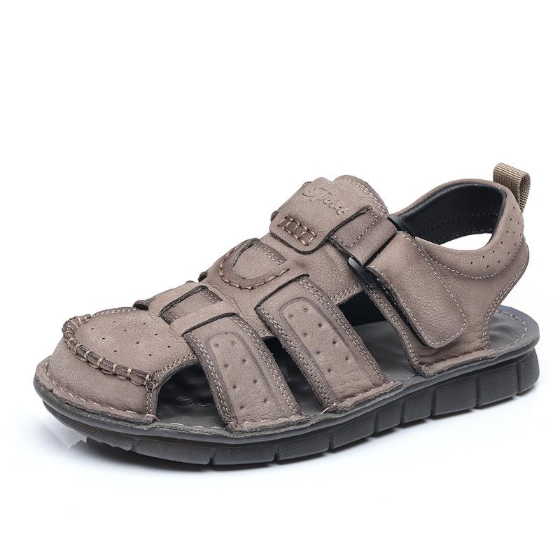 Summer First-layer Cowhide Men's Sandals Leather Bag Head Beach Shoes Outside Breathable Men's Casual Middle-aged Men's Shoes Soft