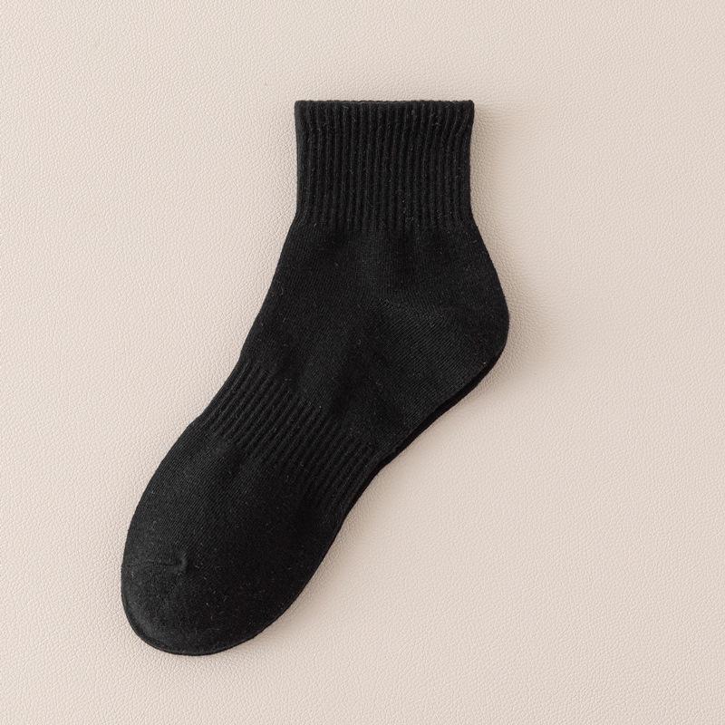 Men's Medium Tube Solid Color Cotton Socks - Black & White, Deodorant & Sweat-Absorbing Sports Socks for Boys.
