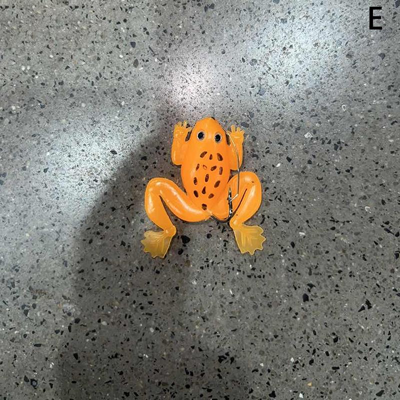 4.5G/6Cm Durable Portable Réaliste Grenouille en Caoutchouc Spinner Coulant Appât pour Bar Leurre de Pêche Souple