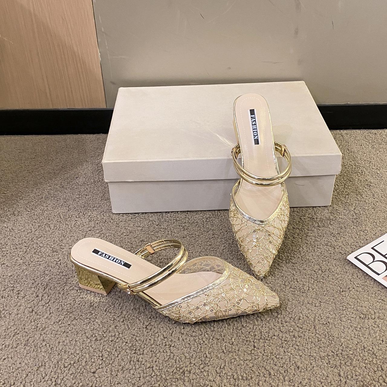 

Large size bag head two wearing sandals female spring and summer 2024 new fairy style pointed high heels wear thick heels cool 35 золотой