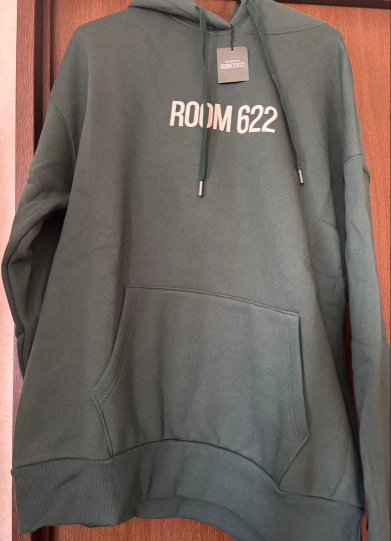 

[USED] Jung Yong Hwa ROOM 622 Hoodie