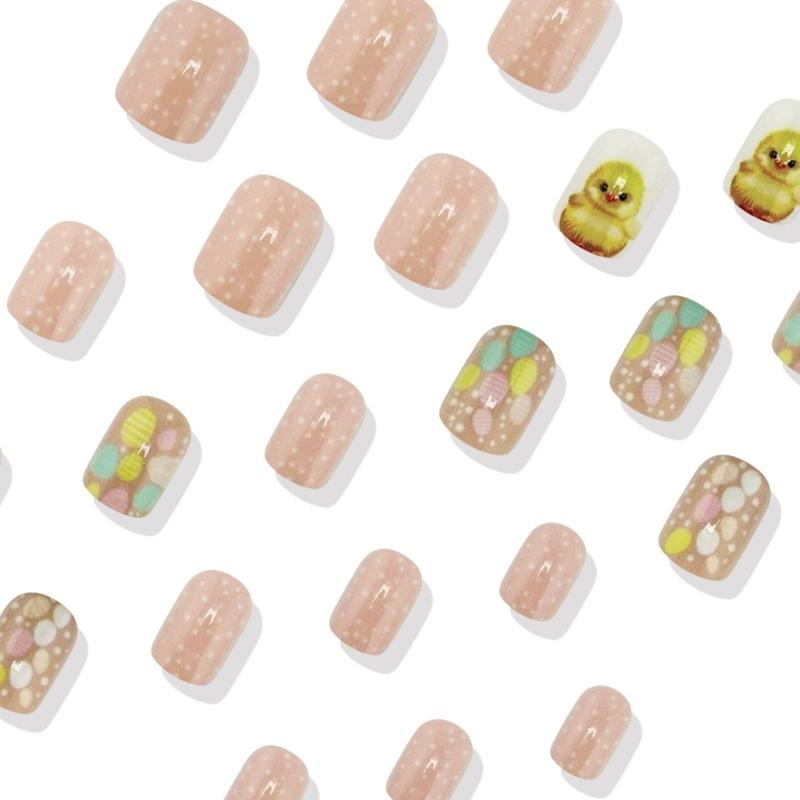 24 Stück Quadratische Aufdrücknägel mit Kükenmuster Kurzer Künstlicher Nagel Vollabdeckung Falscher Nagel Maniküre Nagelkunst für Frauen
