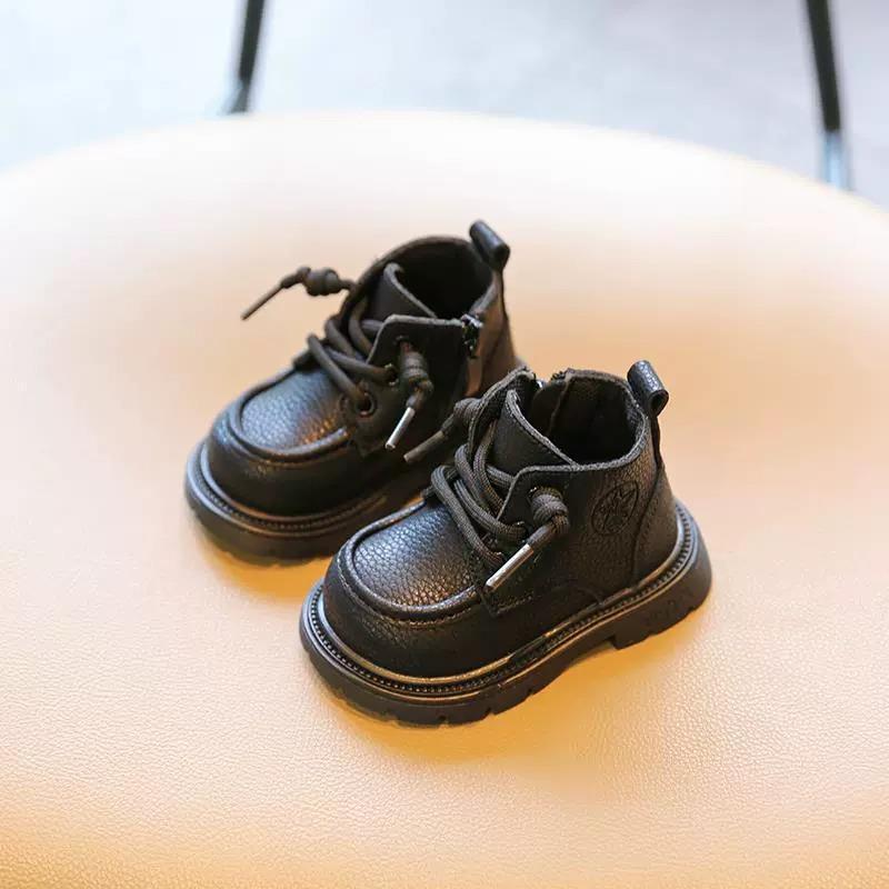 Children's Yellow Leather Martin Boots: Soft Sole Autumn/Winter Toddler Walking Shoes for Boys and Girls.