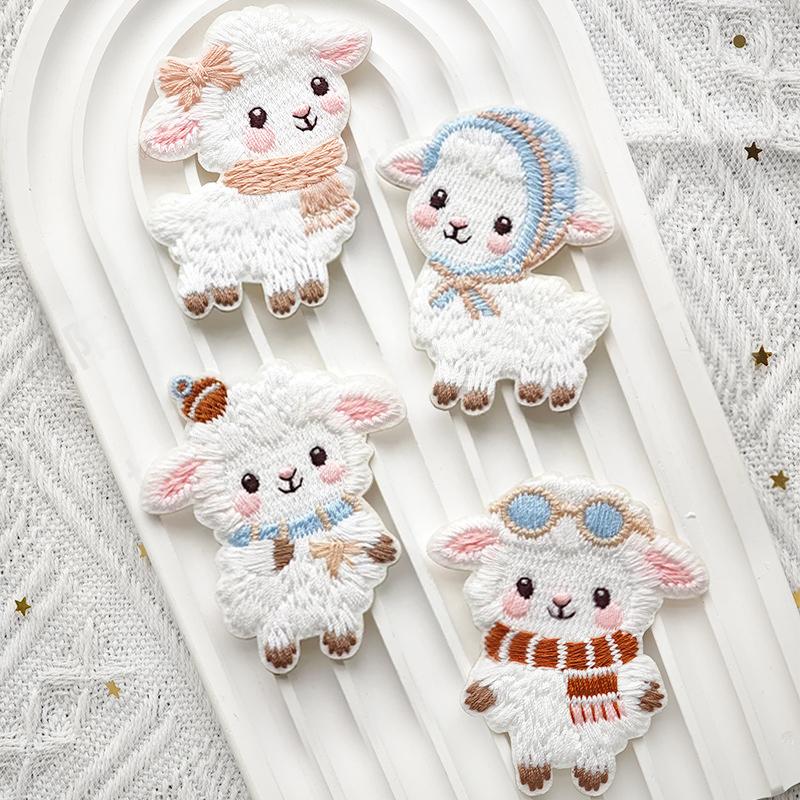 4Pcs Diy Decorative Self-Adhesive Sticker White Sheep Embroidery Patch For Tablet Mobile Phone Case Accessories Children'S Gifts