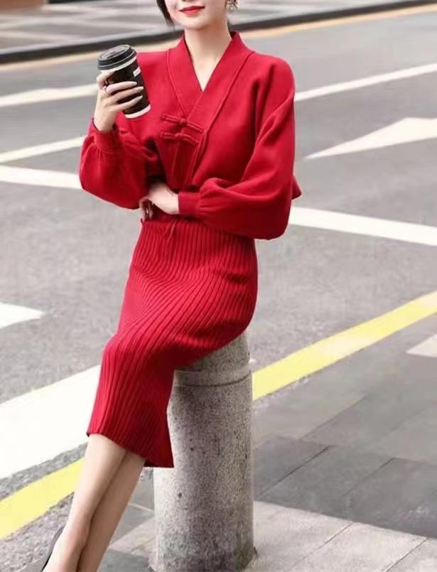 Ensfarvet V-hals Strikket Dress Dame 2025 Høst og Vinter Mild Langermet Cardigan Topp Allsidig Løs Genser Medium og Lang Skjørt