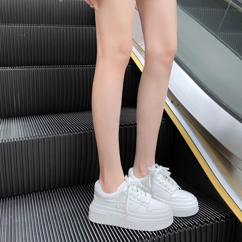 [sheii] Goodbye 1.5 meters~ Cowhide thick-soled heightening muffin casual board shoes little white shoes women's shoes