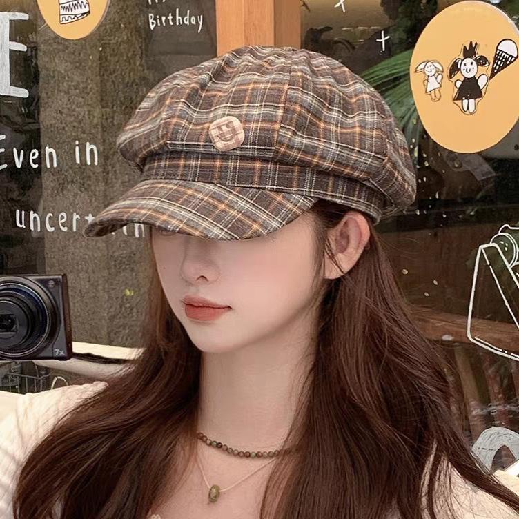 Retro plaid octagonal hat women's autumn and winter warm new versatile fashion painter hat show face little beret