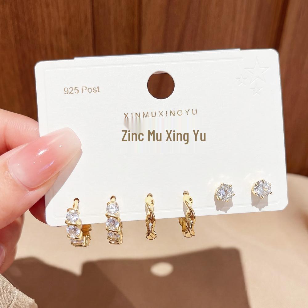 Eco-Friendly Copper Zircon Hoop Earrings - Stylish, Twisted Design for Ear Care and Comfort