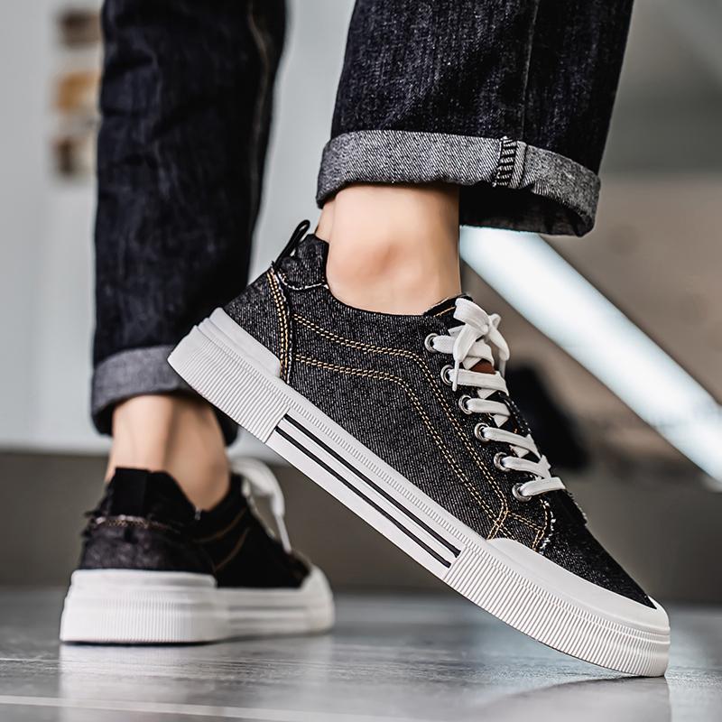 2025 Kovbojské pánské vulkanizované boty Velká velikost 48 Skateboardové boty Pánské nízké pohodlné ležérní boty pro muže Tenisky Letní espadrilky