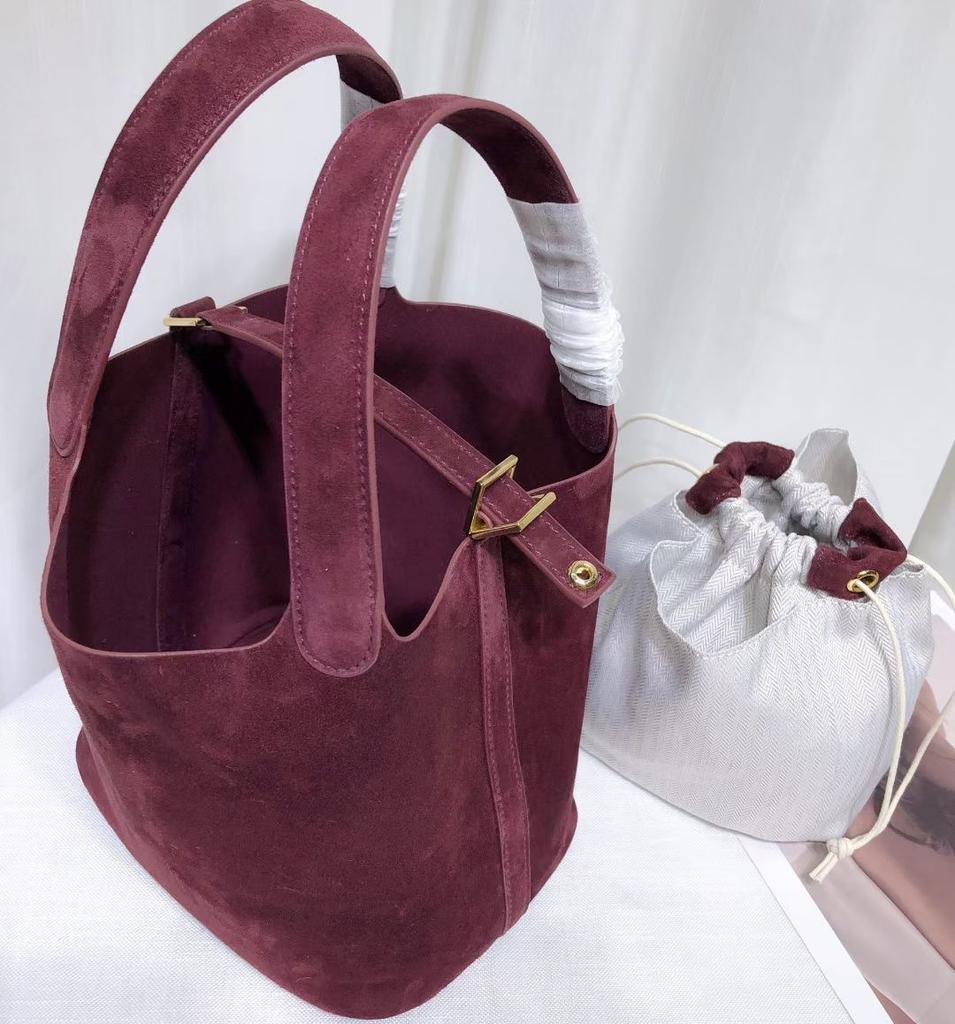 Autumn and Winter New First-layer Suede Matte Leather Vegetable Basket, European and American Fashion Handbag, Large Capacity Bucket Women's Bag