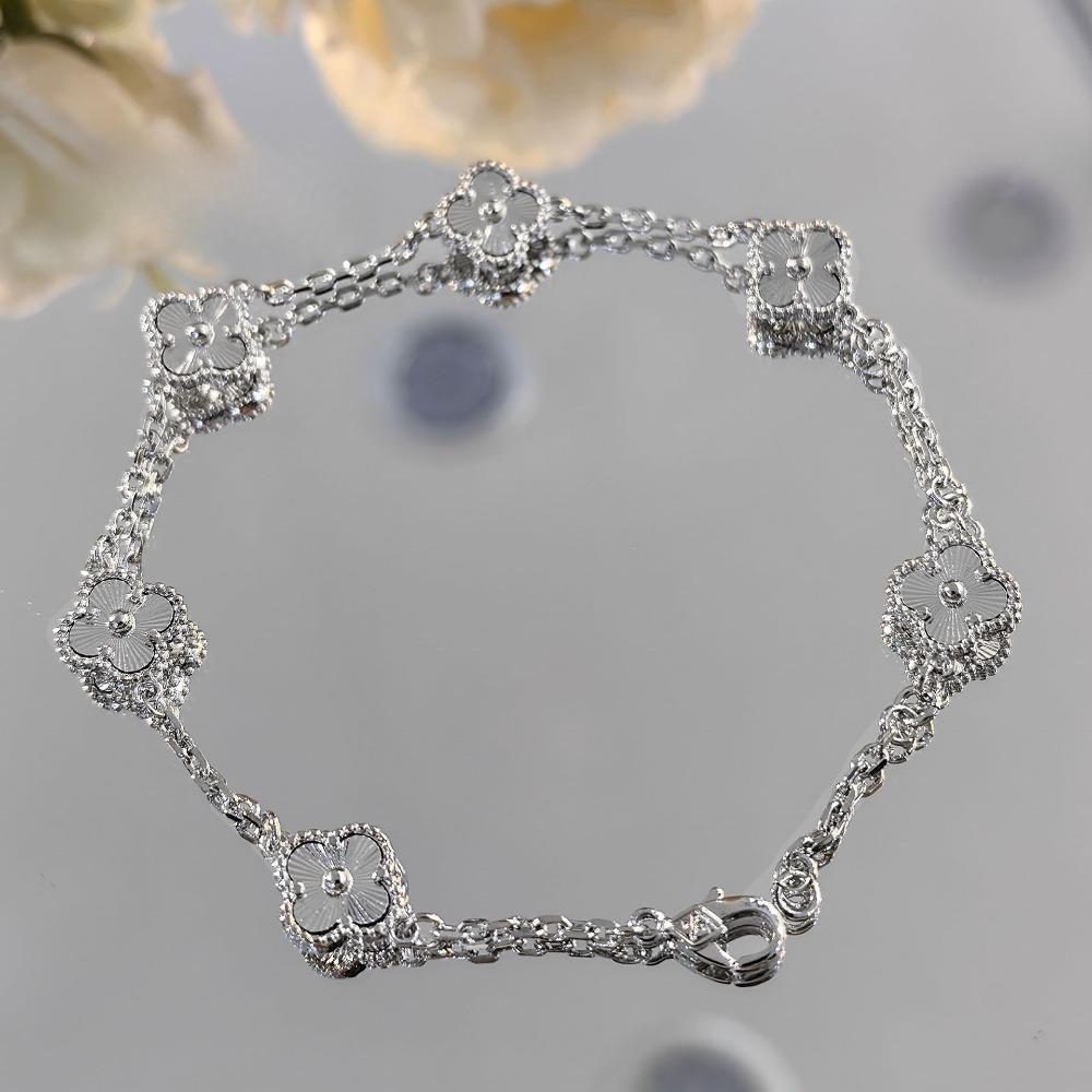 Laser Mini Sechsblüten Kleeblatt Armband - Luxuriöses und Hochwertiges Armband für Damen