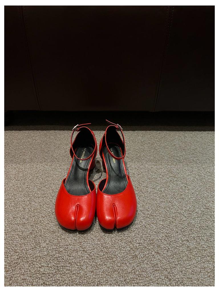 Women Split Toe Ninja Tabi Pumps Woman 5cm Heels Mary Janes Round Heels Shoes Buckle Strap Shallow Sandals Shoes For Party Mules