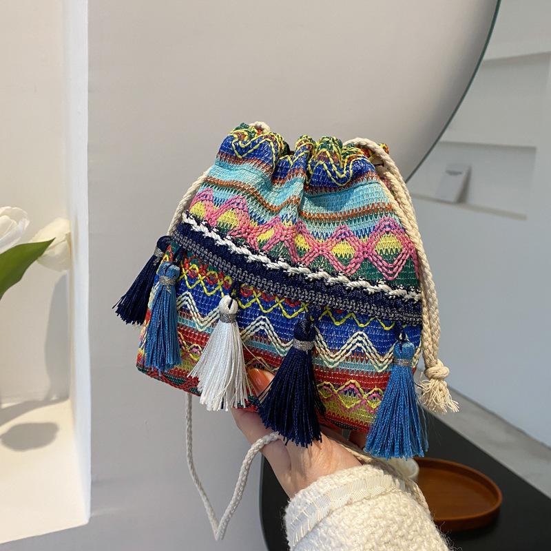 Spring and Summer Fashionable Tassel Bucket Bag with Ethnic Style Single-shoulder Crossbody Bag