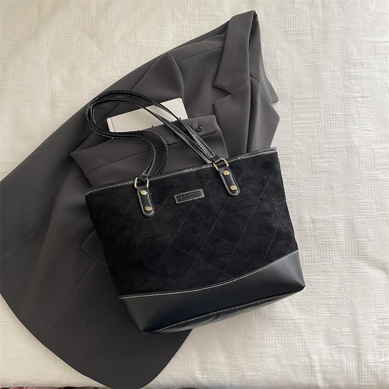 Large-capacity commuter class tote bag autumn popular rhombus splicing advanced atmosphere class bag casual shoulder bag