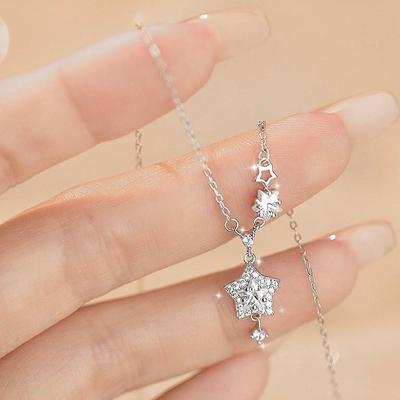 Collana Stella di Argento Sterling S925 di Alta Gamma: Design a Cinque Punte, Super Flash, Catena per Clavicola di Lusso Leggero, Tendenza Stile Freddo.