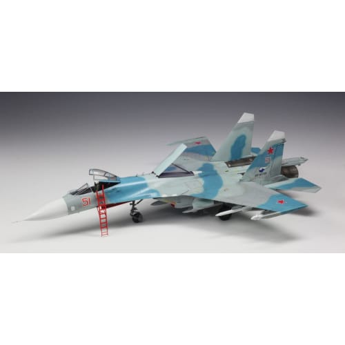 PLATZ 1/72 Scale Russian Air Force Su-27SM Flanker B Camouflage Pattern Sheet Included, Plastic Model Kit, AE-2SP, Molded Color