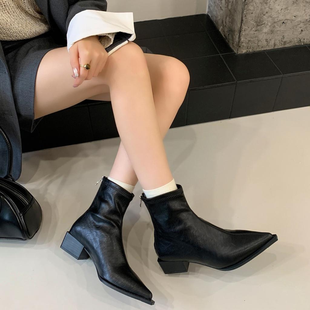 Pointed short boots women's thick heel retro Chelsea boots 2025 new Martin boots British style fashion medium heel thin boots