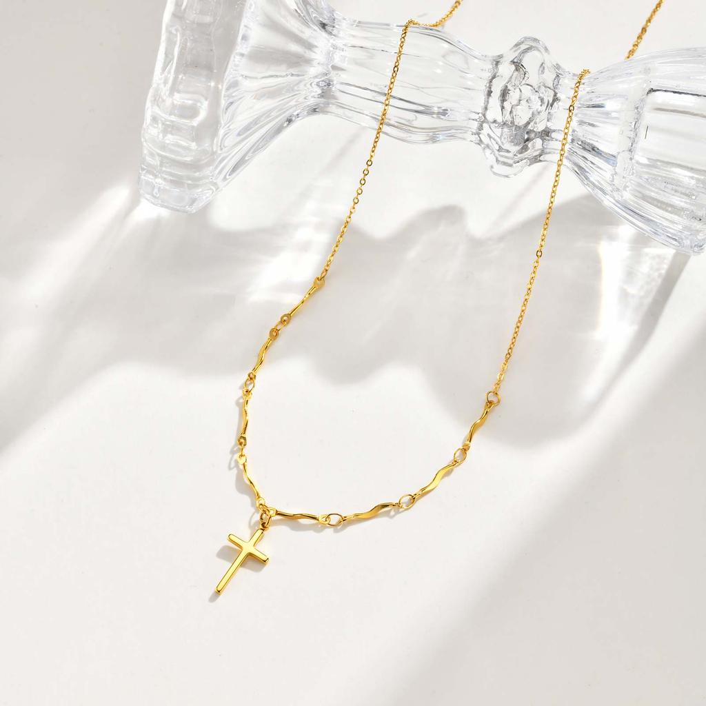 Vintage Jesus Cross Pendant Necklace for Women,Gold Plated Prayer Necklaces,Stainless Steel Jewelry Lucky Gift