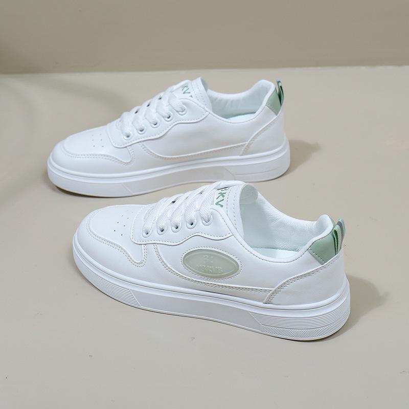 Női platform lélegző tornacipők divatos csúszásgátló futócipők hétköznapi könnyű fűzős fehér tornacipők PU bőr teniszcipők női