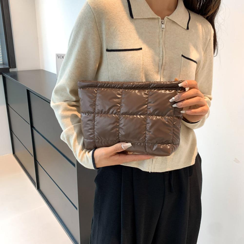 Women Cosmetic Bag Padded Quilted Makeup Storage Bag Large Capacity Makeup Organizer Bag Solid Color Travel Cosmetic Bag