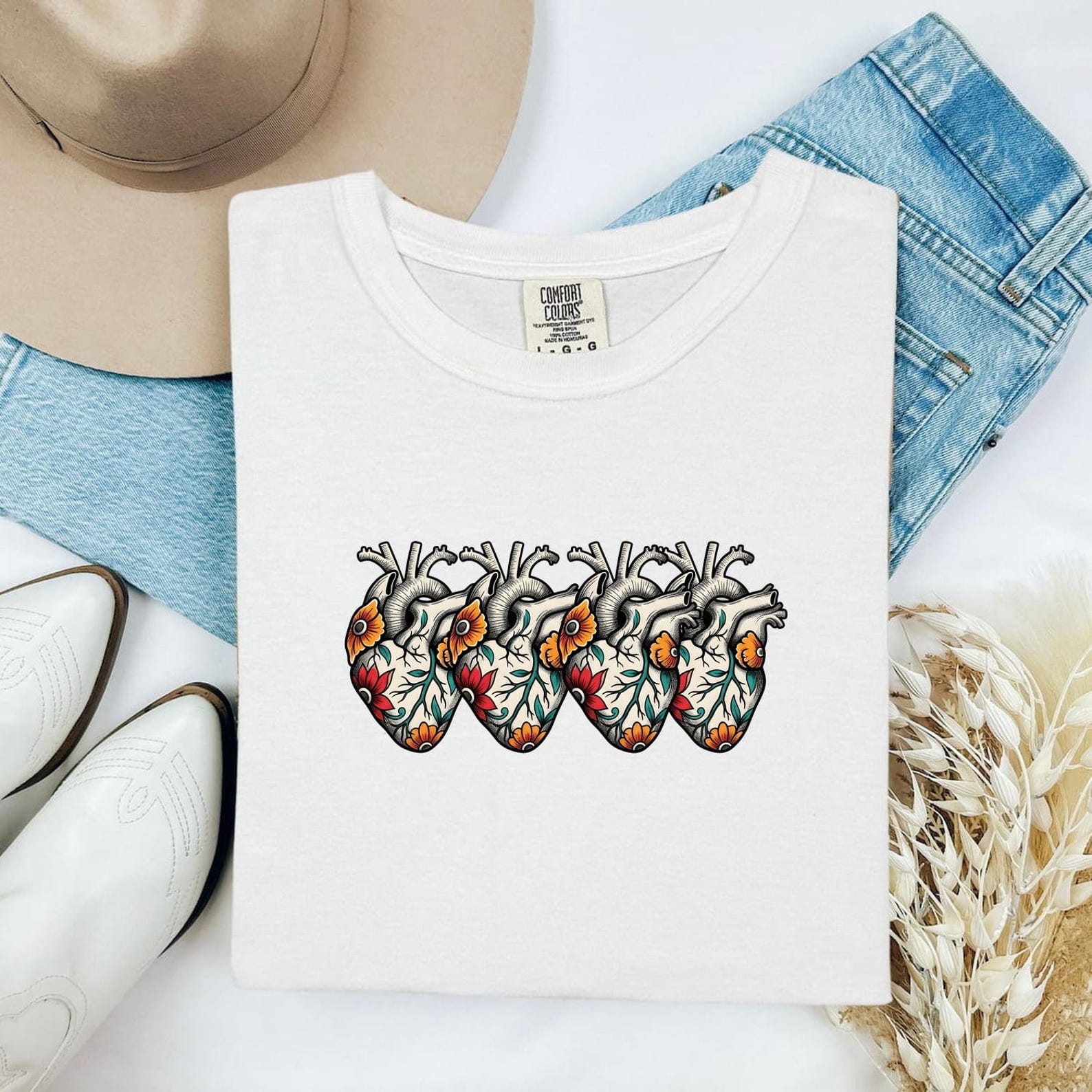 Anatomical Heart Floral Shirt Holiday Gothic Gift Women Tattoo Tee Heart T-Shirt Holiday Fan Ink Tshirt Dark Graphic Vintage Sunflower 4XL