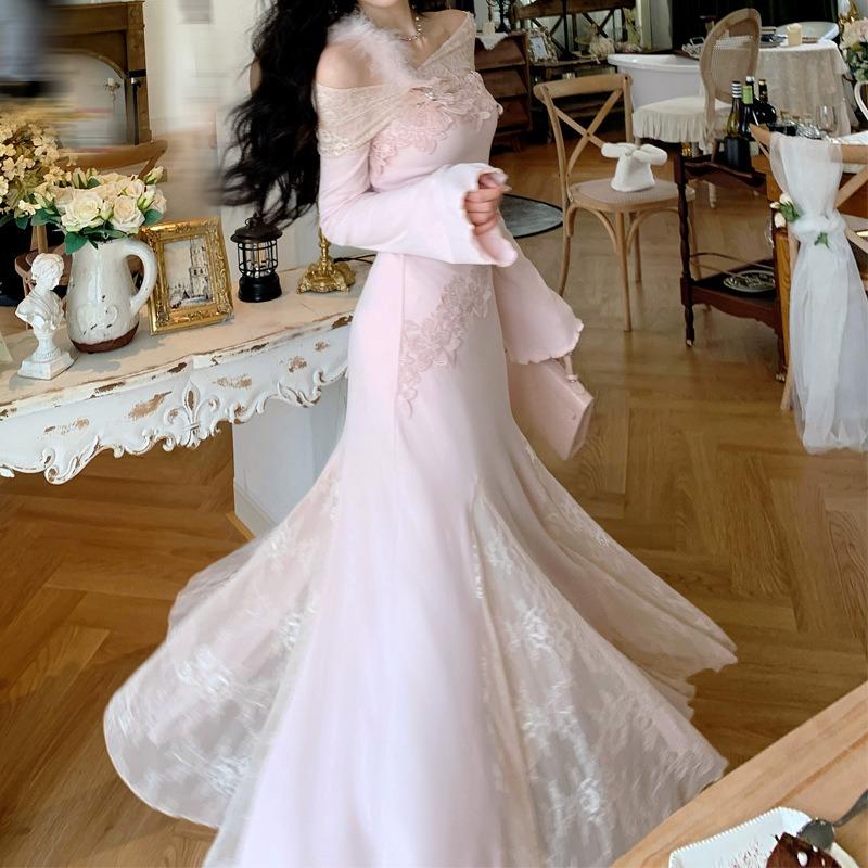Flo's Dream, Beautiful, Gentle Pink Temperament, Slim Lace Embroidered Knitted Dress, Fishtail Dress
