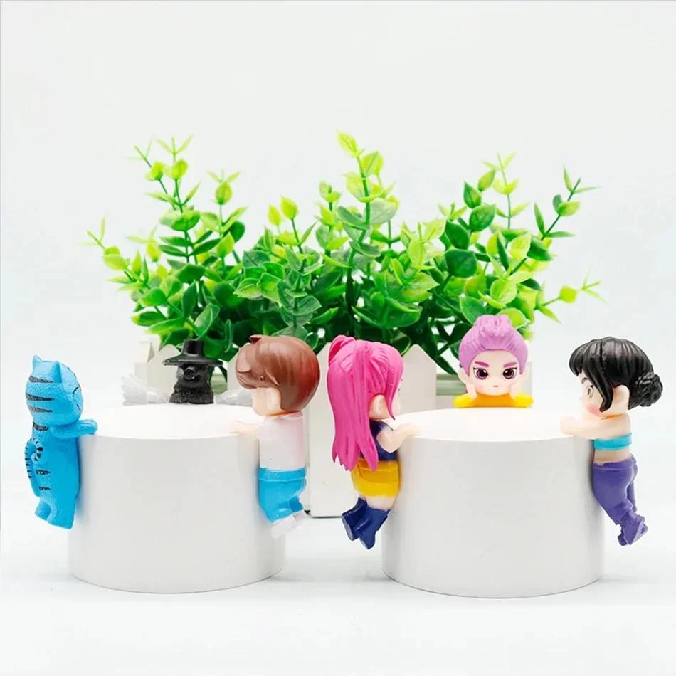 @ Demon Hunters Devil Blind Box Saja Collect Anime Figure Kid Party Cosplay Gaming Cartoon Huntrix Decor Christmas Gift&*/-%
