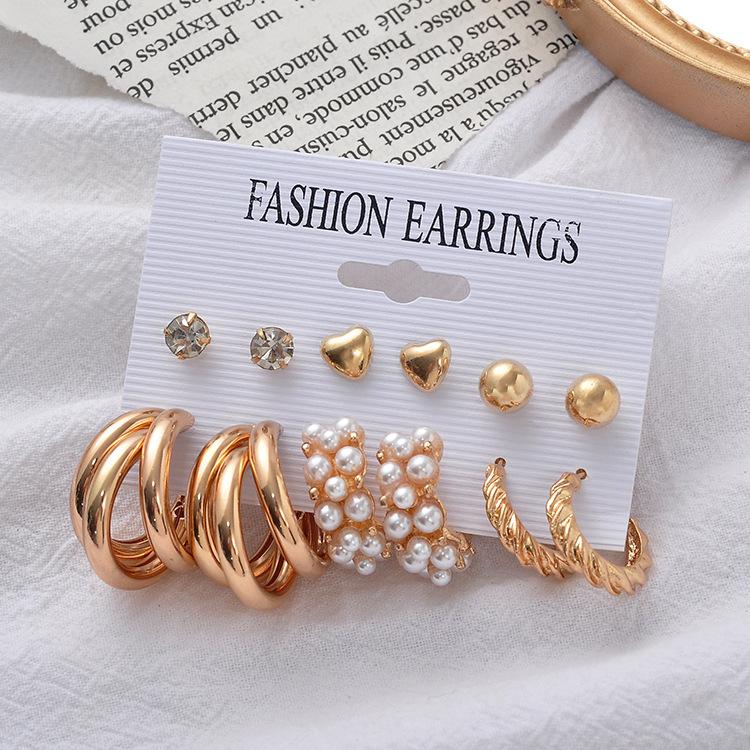 Hot Sale Vintage Gold Geometric Ladies Earrings Set Pearl Diamond Earrings Earrings Pair
