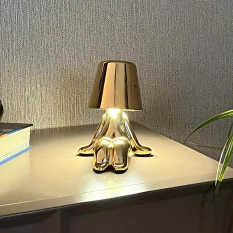 Golden Man Charging Desk Lamp: Modern Minimalist Figurine for Creative Decor & High-End Ambiance