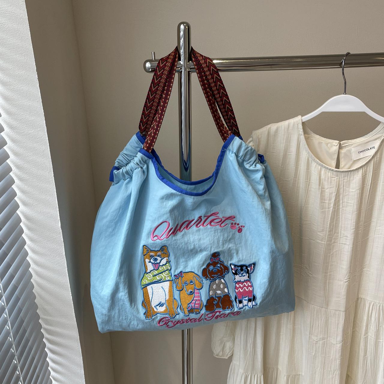 

Большая нейлоновая сумка через плечо с вышивкой шиба-ину - Женская универсальная сумка синий