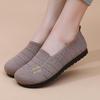Shoes women's summer new flying woven mother shoes fashionable breathable flat shoes soft sole versatile hollow single shoes