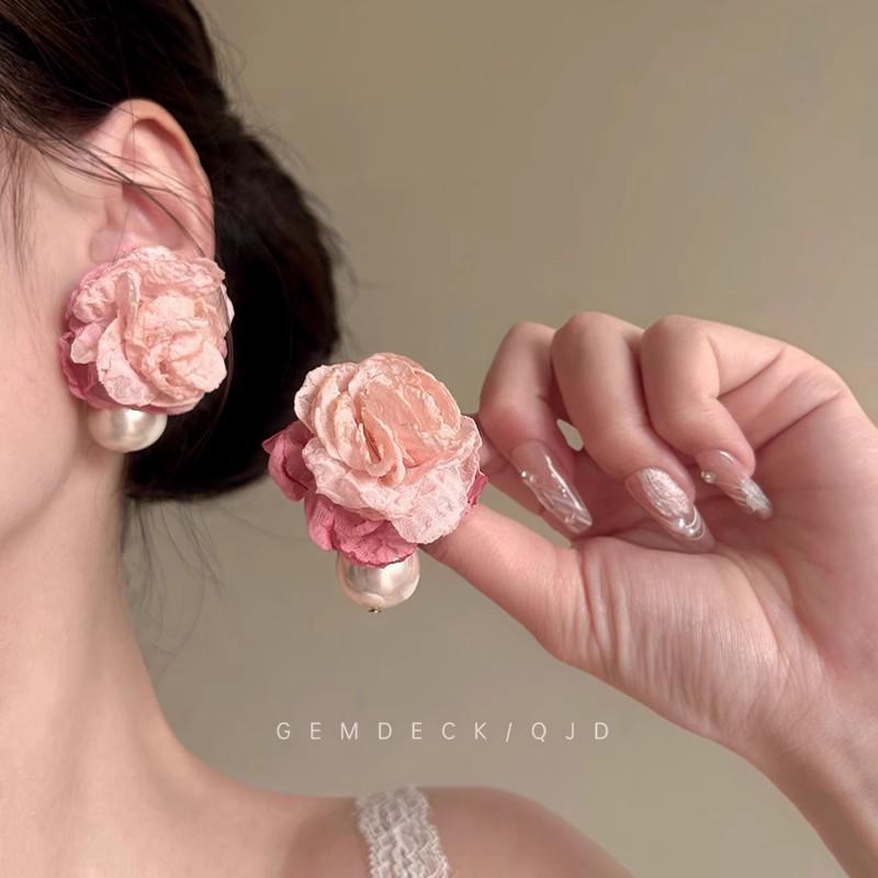 Luxurious European & American Diamond Tassel Stud Earrings for Evenings and Parties