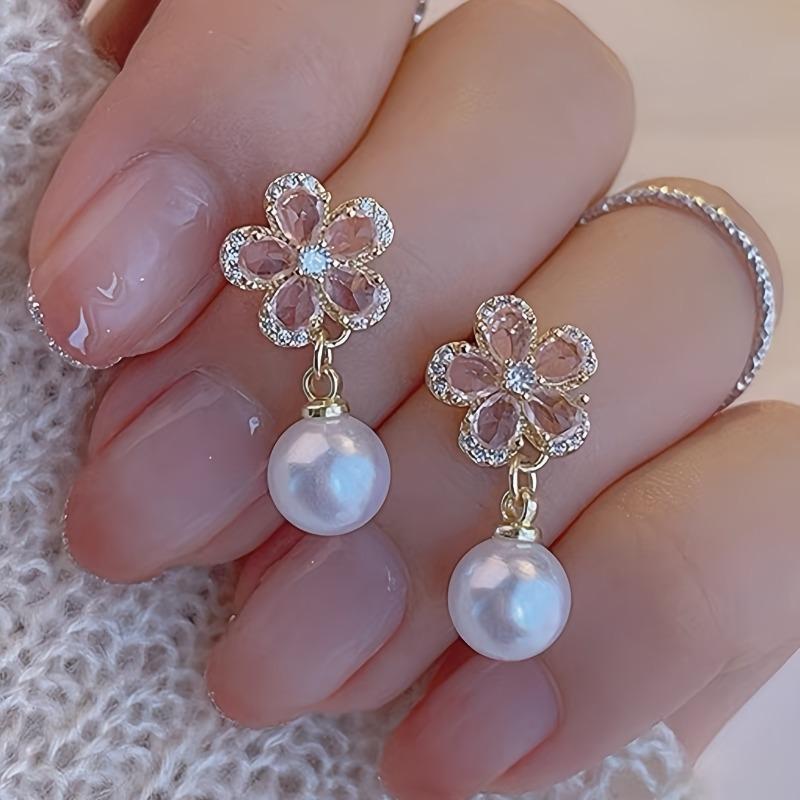 Neues Design Süße Strass-Blumenstecker für Damen Elegante Imitation Perlen Kristall Zirkon Ohrstecker Koreanischer Party-Schmuck gray