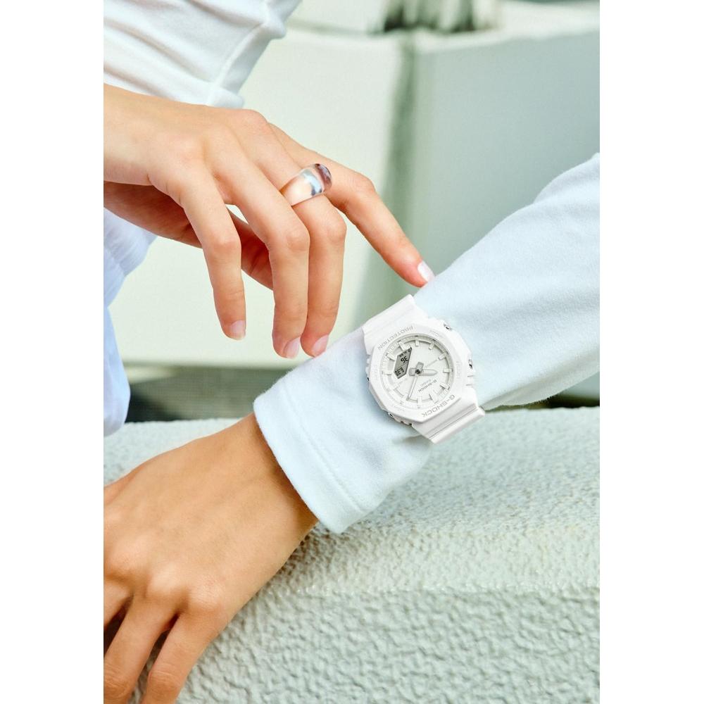 G-SHOCK [Casio] Hodinky Model střední velikosti Biomass plast GMA-P2100-7AJF Dámské Bílé