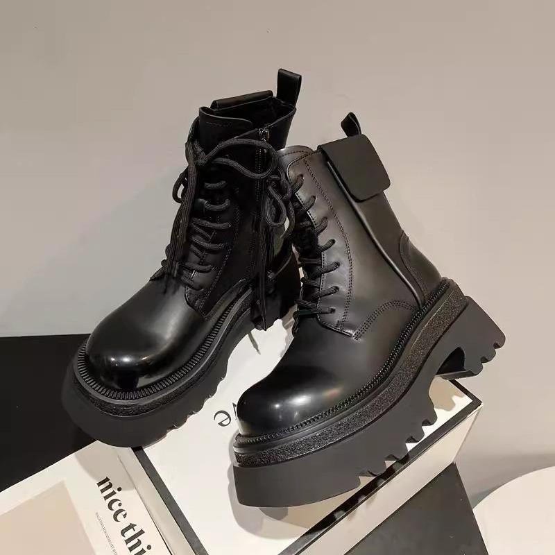 Muffin Thick-soled Round Head Handsome Locomotive Martin Boots Women's 2025 Autumn and Winter New British Style Polished Lace-up Round Head