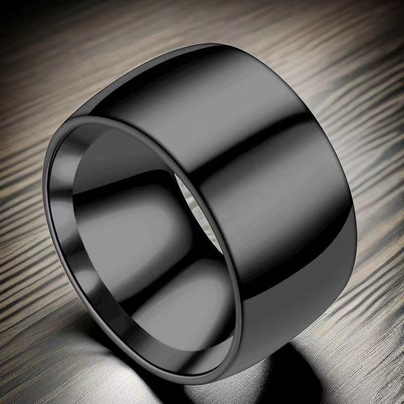 High-End Light Luxury Stainless Steel Ring for Women - Non-Fading, French Design with Titanium Finish.